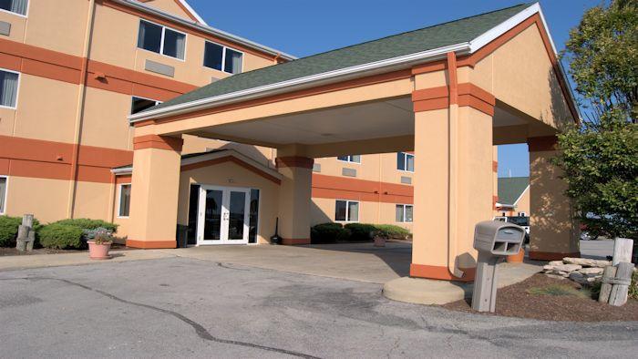 Commodore Perry Inn & Suites Port Clinton Ngoại thất bức ảnh